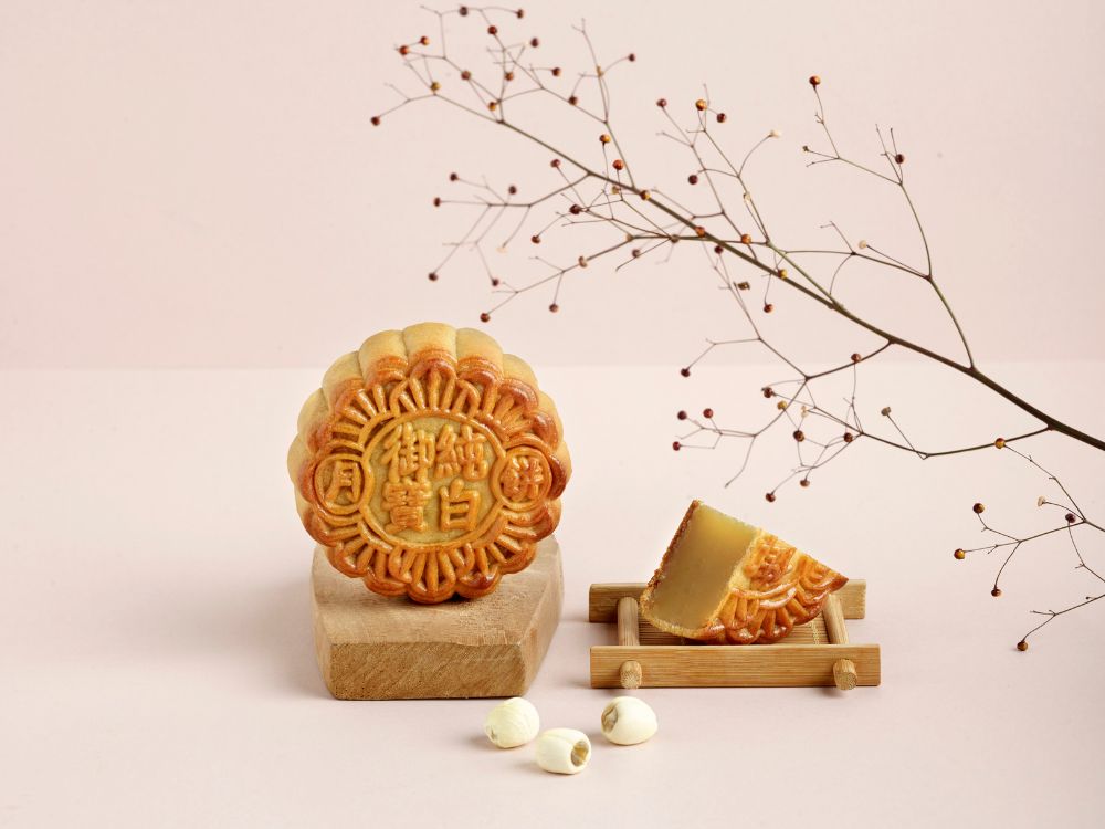 White Lotus Paste Mooncake 纯正白莲蓉月饼